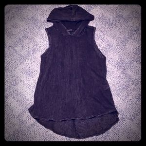 Fishnet sleeveless hoodie